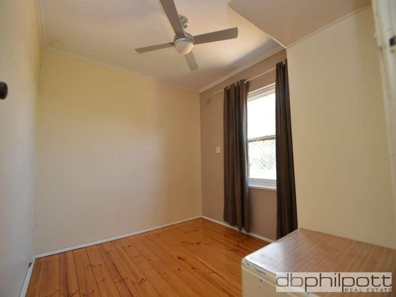 25 Walton  Street, Clearview SA 5085