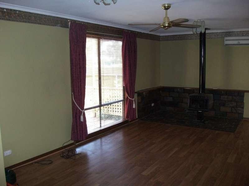 55 Angle Vale Rd, Angle Vale SA 5117