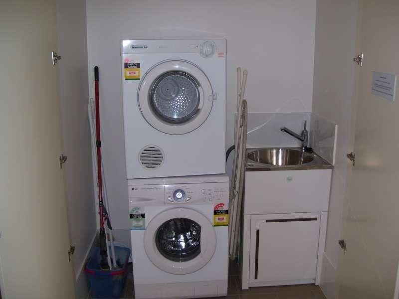 11/57 Gordon St, Glenelg SA 5045