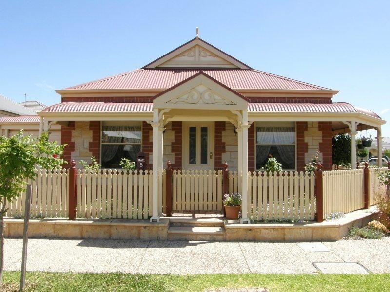 8 Coopers Cres, Mawson Lakes SA 5095