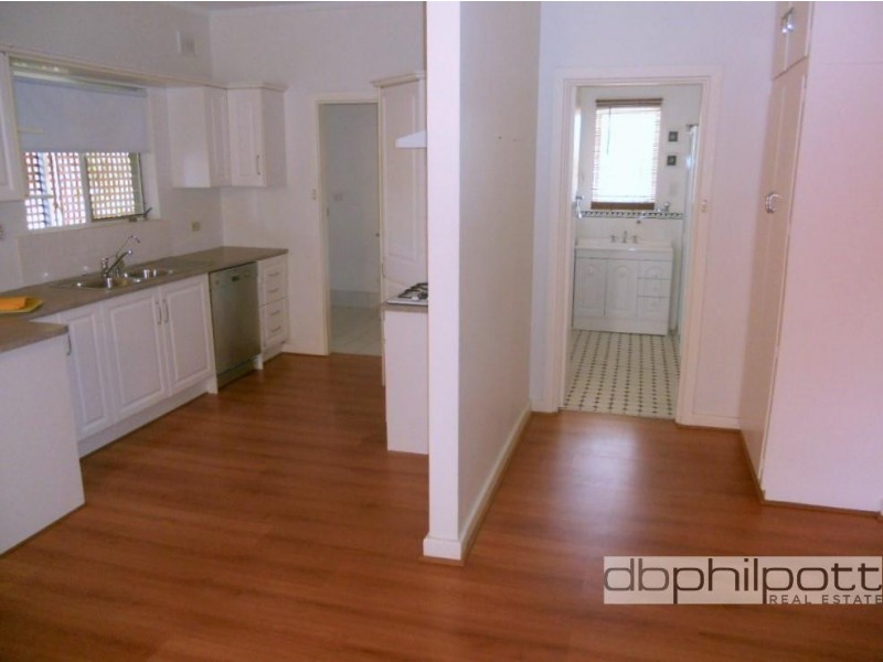 6 Pankala Road, Para Hills SA 5096