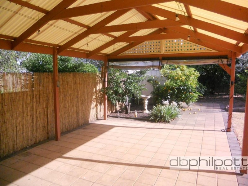 6 Pankala Road, Para Hills SA 5096