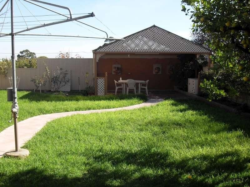 26 Cochrane Tce, Prospect SA 5082