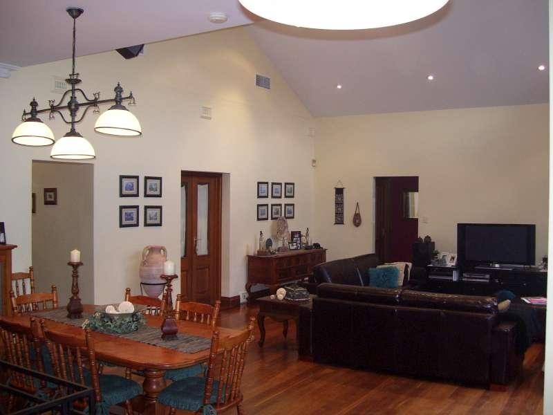 151 Prospect Rd, Prospect SA 5082