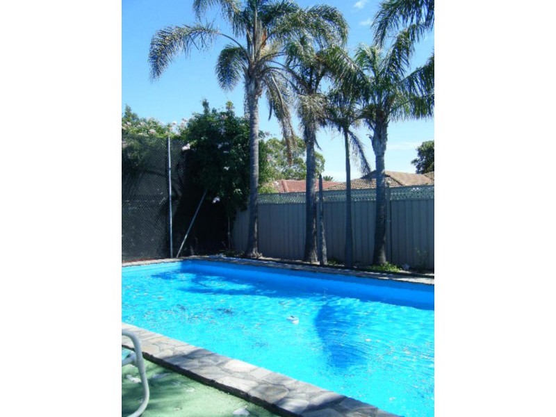 19 Tomkinson Rd, Semaphore SA 5019