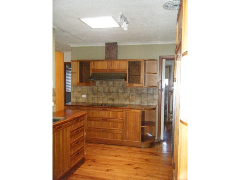 19 Tomkinson Rd, Semaphore SA 5019