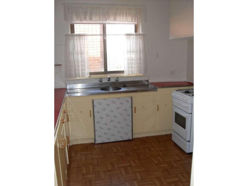 34 Florence Ave, Blair Athol SA 5084