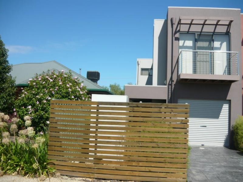 1/11-13 Prion Cct, Mawson Lakes SA 5095