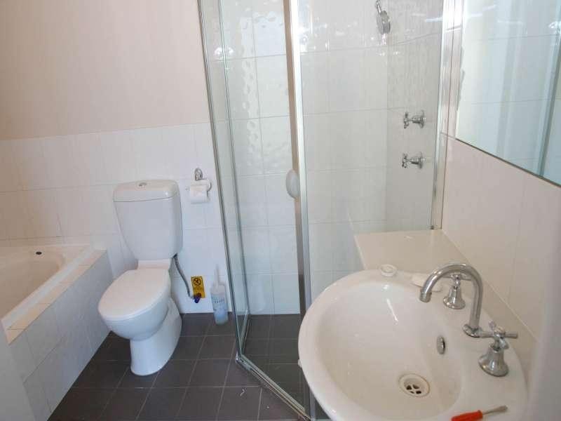 1/11-13 Prion Cct, Mawson Lakes SA 5095