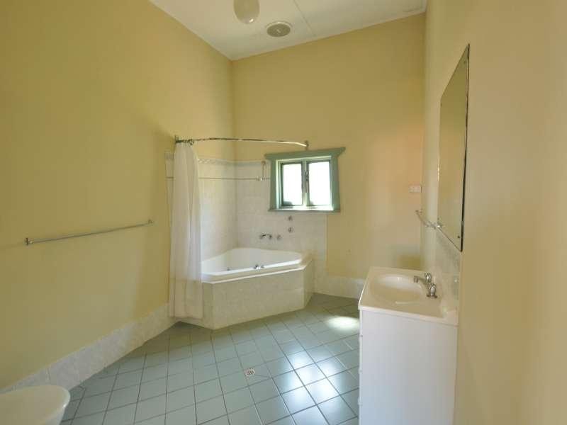 55  Aroona  Road, Kilkenny SA 5009