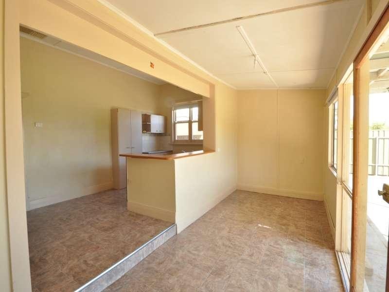 55  Aroona  Road, Kilkenny SA 5009