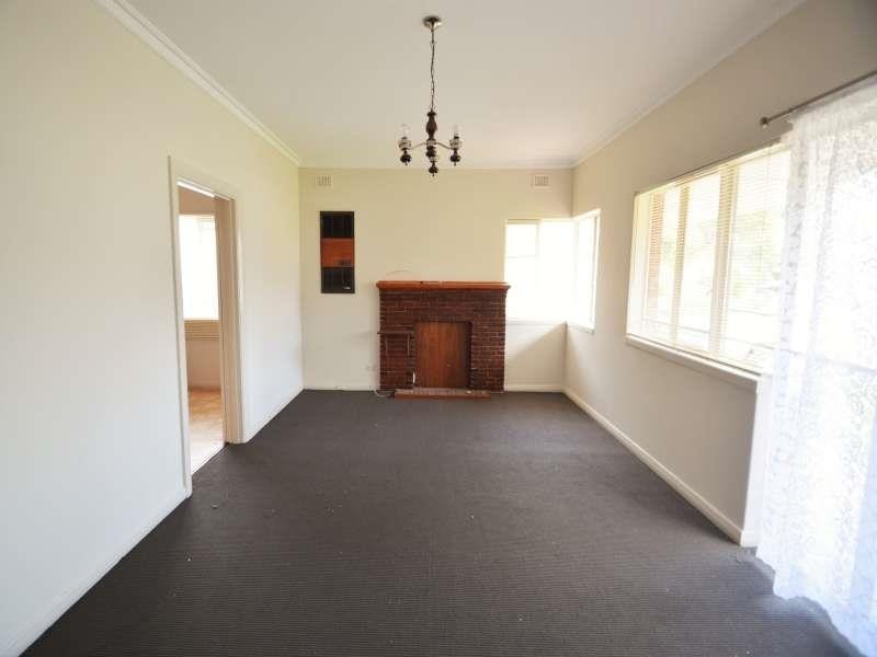 50 Whelan Ave, Camden Park SA 5038