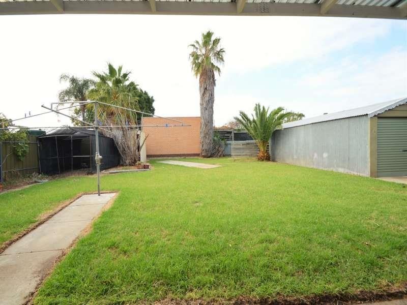 50 Whelan Ave, Camden Park SA 5038