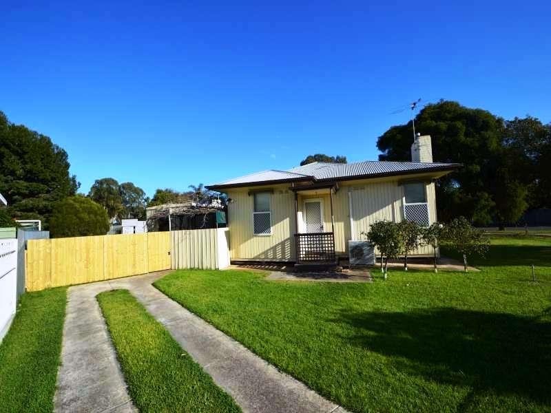 11 Sunnybrea Ave, Kilburn SA 5084
