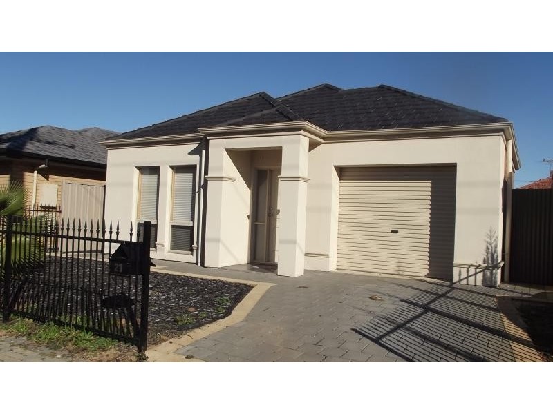 21 Bundarra Ave, Kilburn SA 5084