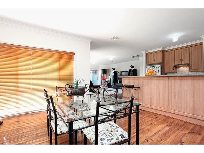 9 Gairdner Lane, Mawson Lakes SA 5095