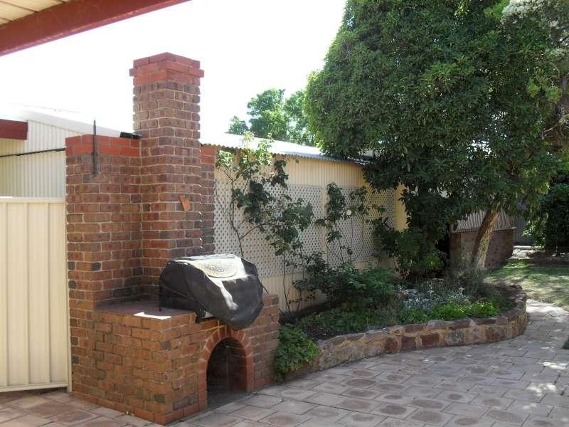 24 Hillsea Ave, Clearview SA 5085