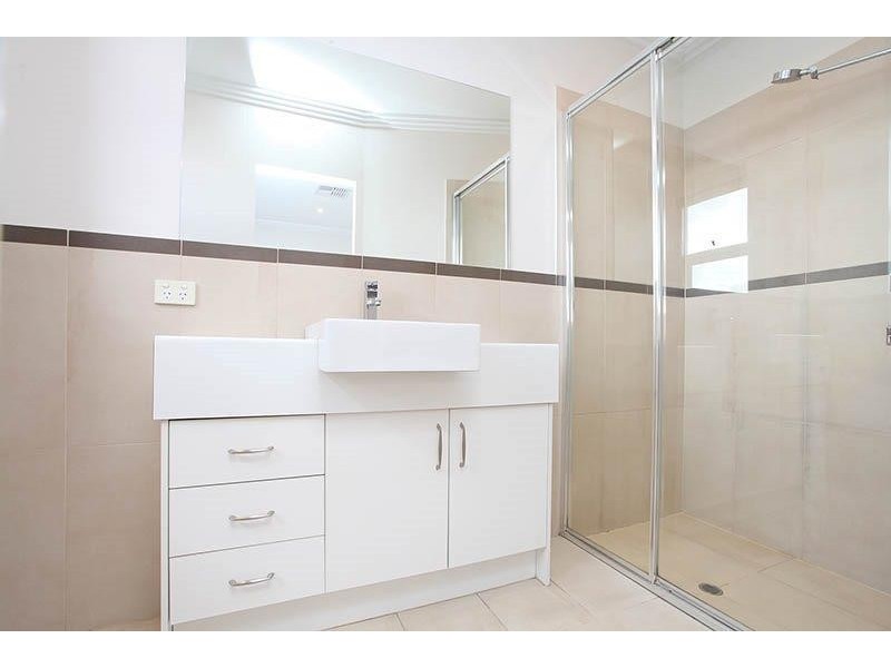 3 Azores Ct, Mawson Lakes SA 5095