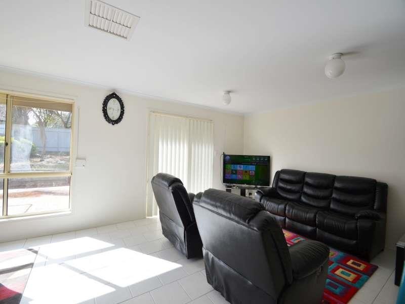 2b Dunmore St, Blair Athol SA 5084
