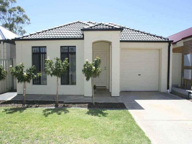 30A Warren Rd, Para Hills West SA 5096