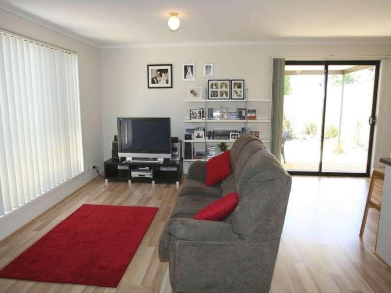 30A Warren Rd, Para Hills West SA 5096