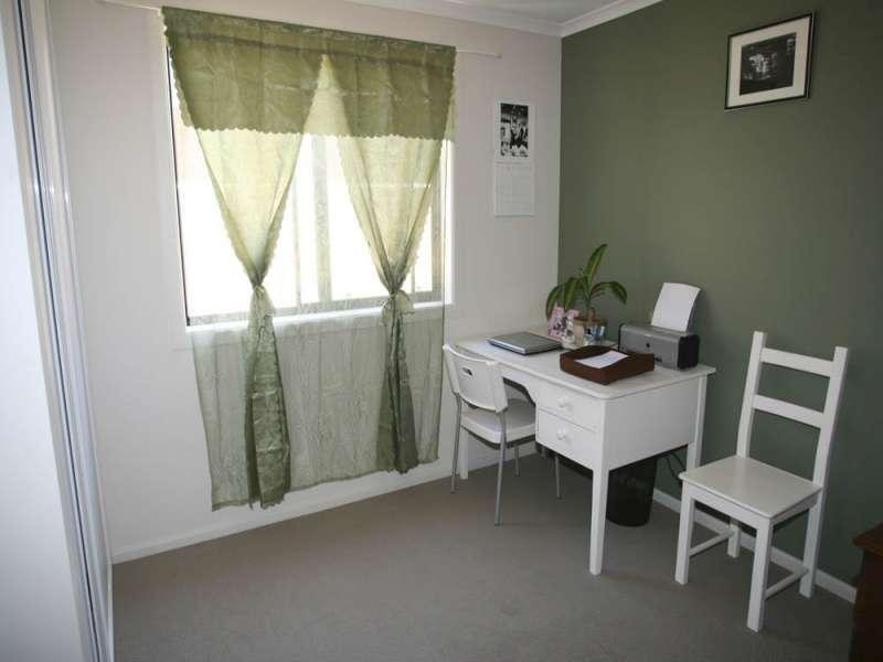 30A Warren Rd, Para Hills West SA 5096