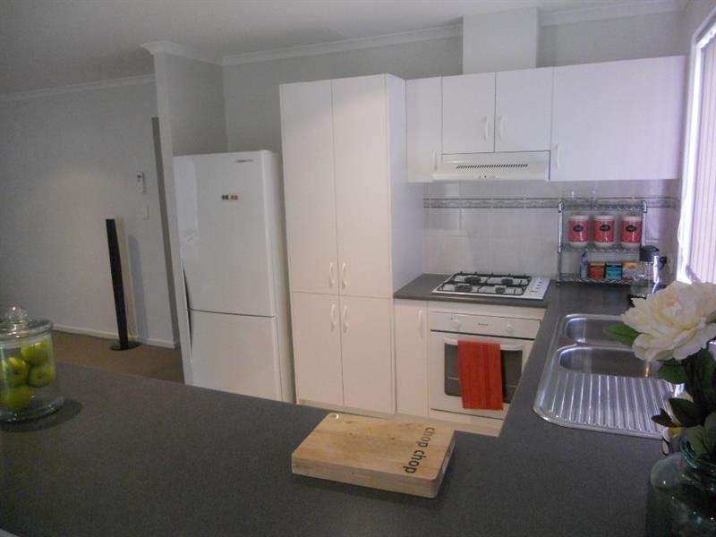 11A Morris Dr, Valley View SA 5093