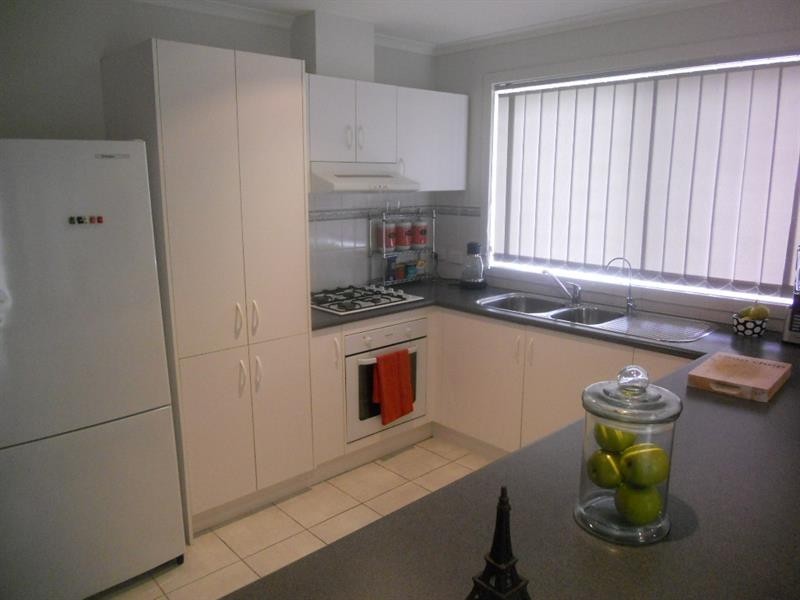 11A Morris Dr, Valley View SA 5093