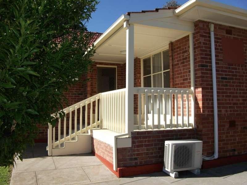 10 Deakin  Street, Blair Athol SA 5084