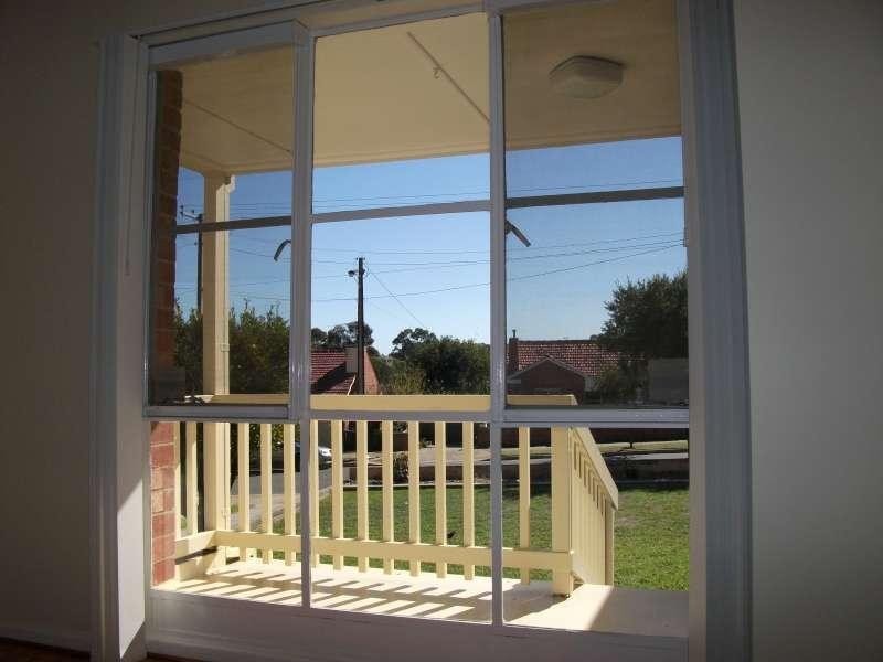 10 Deakin  Street, Blair Athol SA 5084