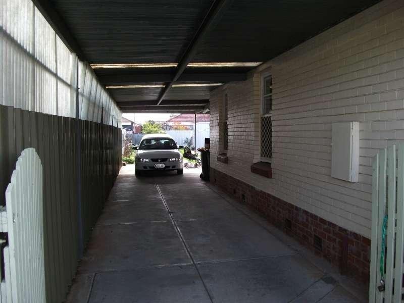 2 Cromwell  Rd, Kilburn SA 5084