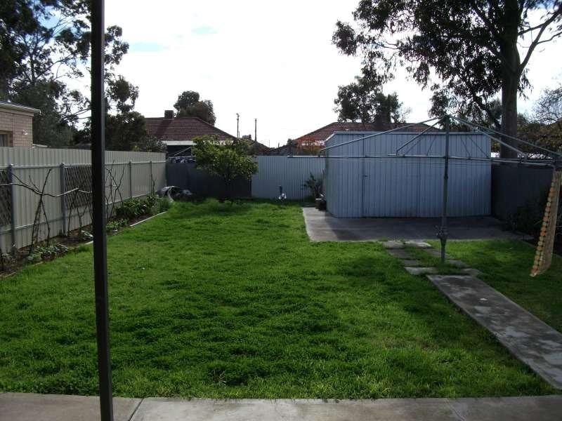 2 Cromwell  Rd, Kilburn SA 5084