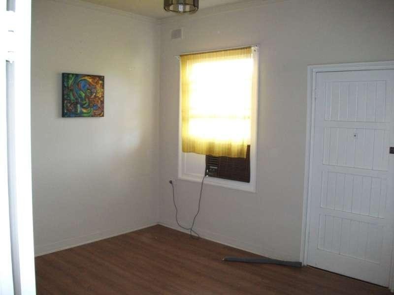 2 Cromwell  Rd, Kilburn SA 5084