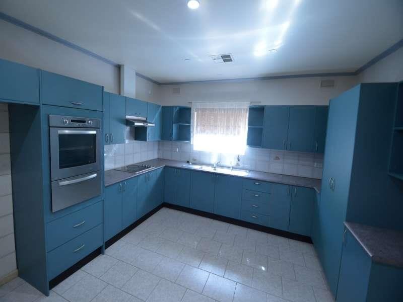 290 Tapleys Hill Rd, Seaton SA 5023