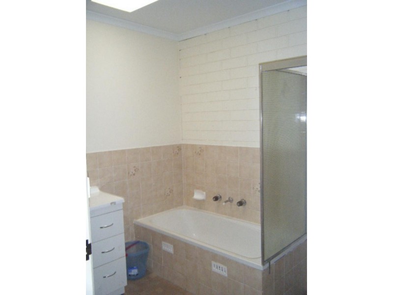 2/40 Byron Ave, Clovelly Park SA 5042