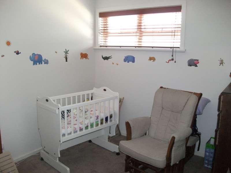 8 Leicester Ave, Kilburn SA 5084