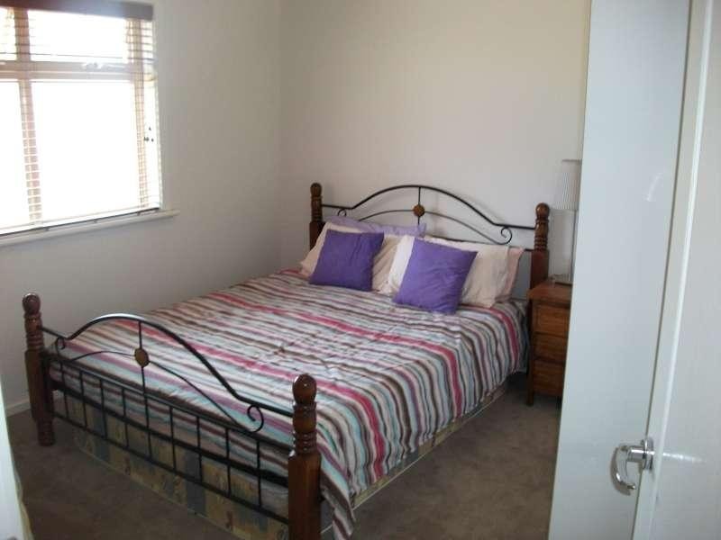 8 Leicester Ave, Kilburn SA 5084