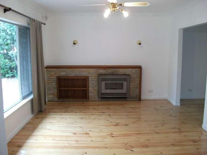 35 Maurice Ave, Rostrevor SA 5073