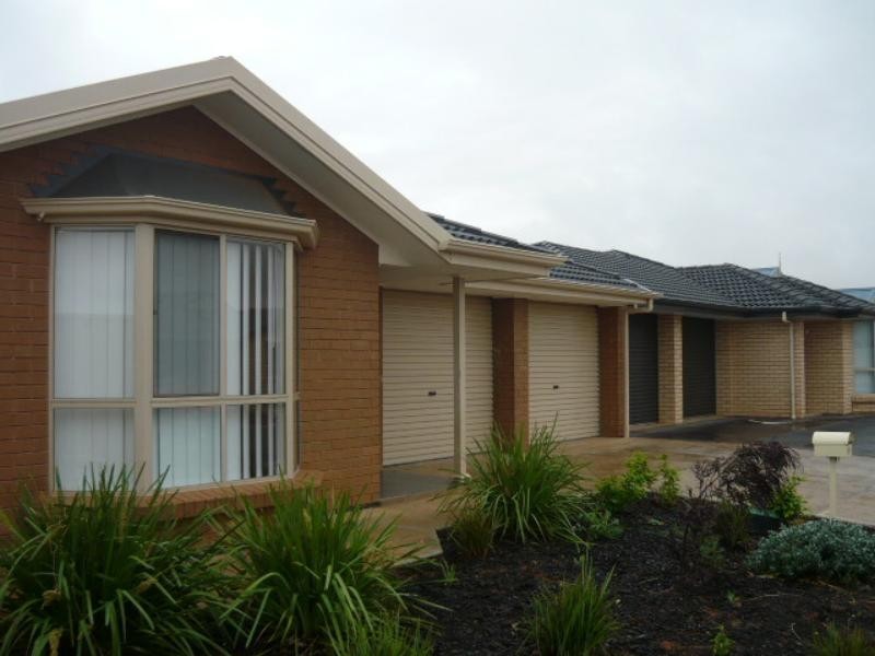 61 Strathaird  Bvd, Smithfield SA 5114