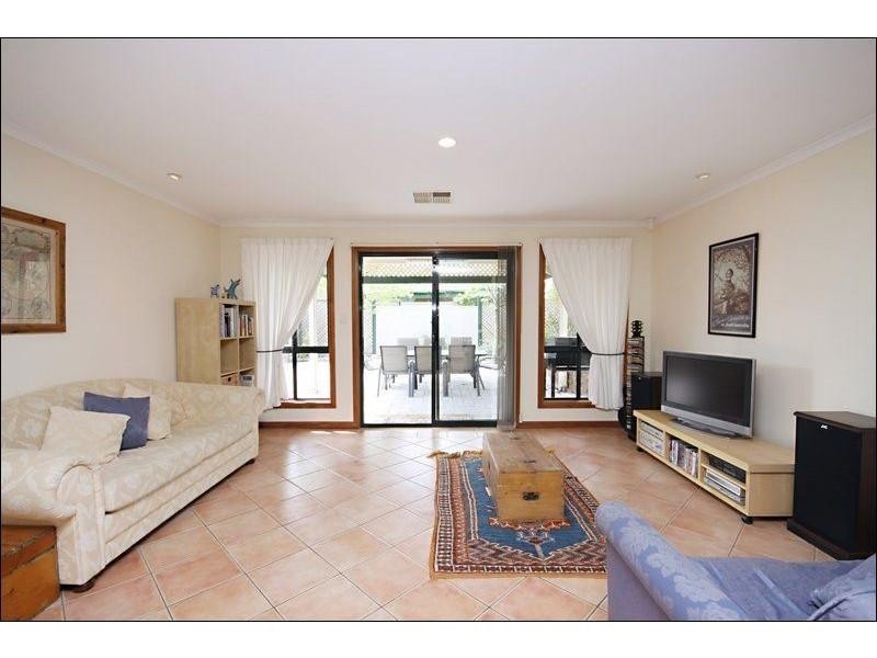 38 Burley Griffin Boulevarde, Brompton SA 5007