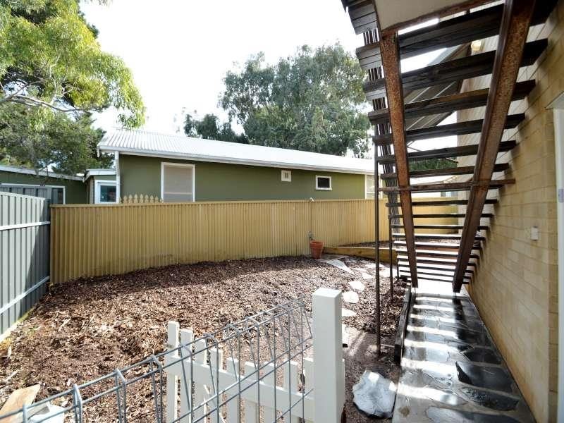 25 Palmer St, Aldinga Beach SA 5173