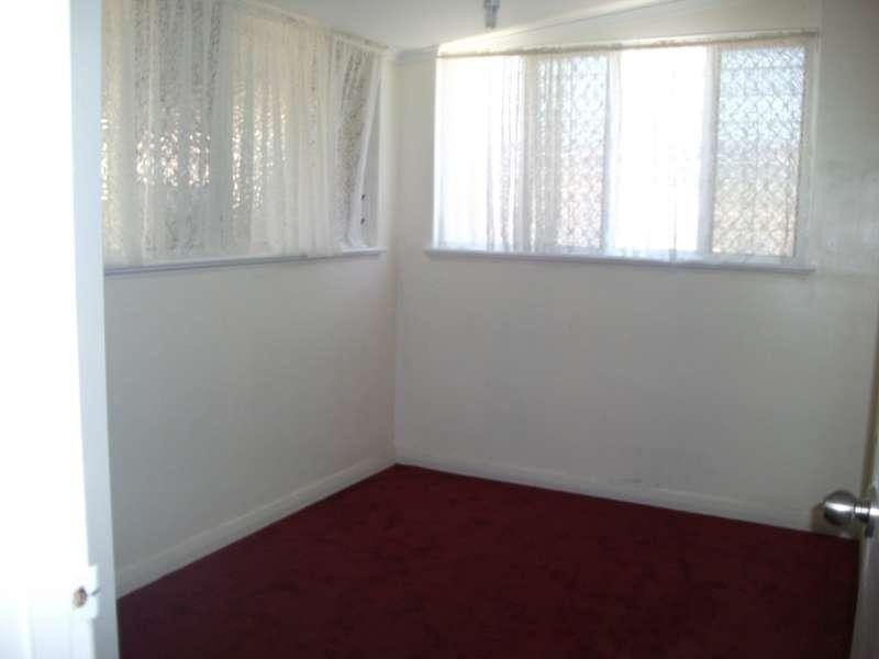 10 Goodall Avenue, Croydon Park SA 5008