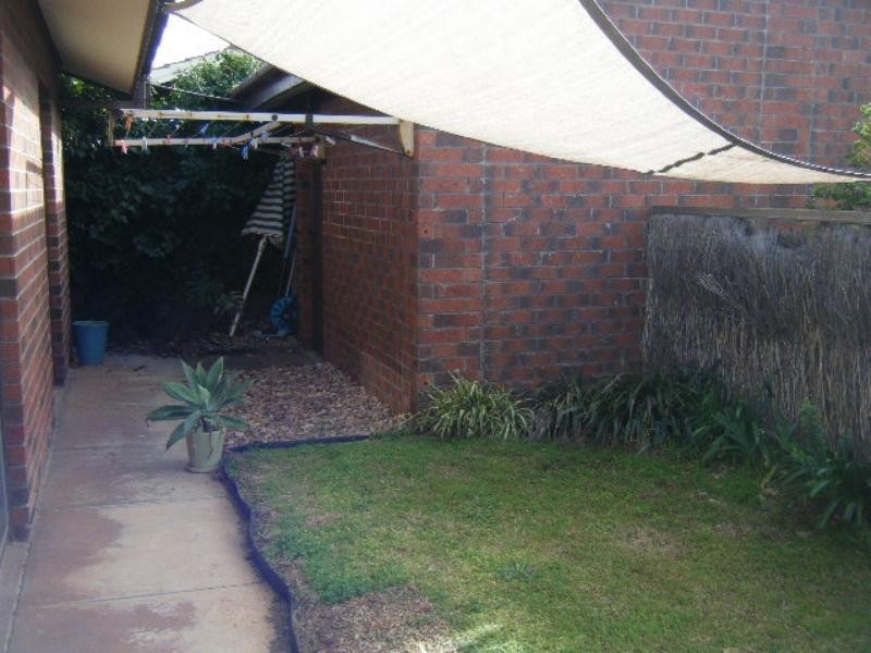 33 Sandpiper Pl, West Lakes Shore SA 5020