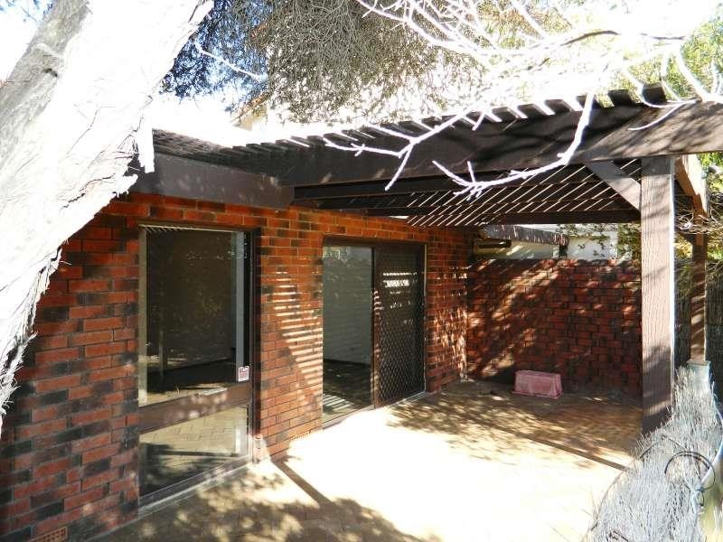 33 Sandpiper Pl, West Lakes Shore SA 5020
