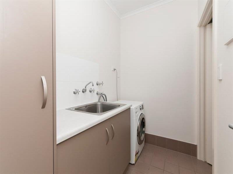 38 McKinlay Ave, Gilles Plains SA 5086