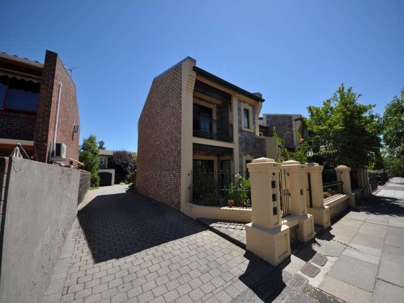 2/101 Hill St, North Adelaide SA 5006