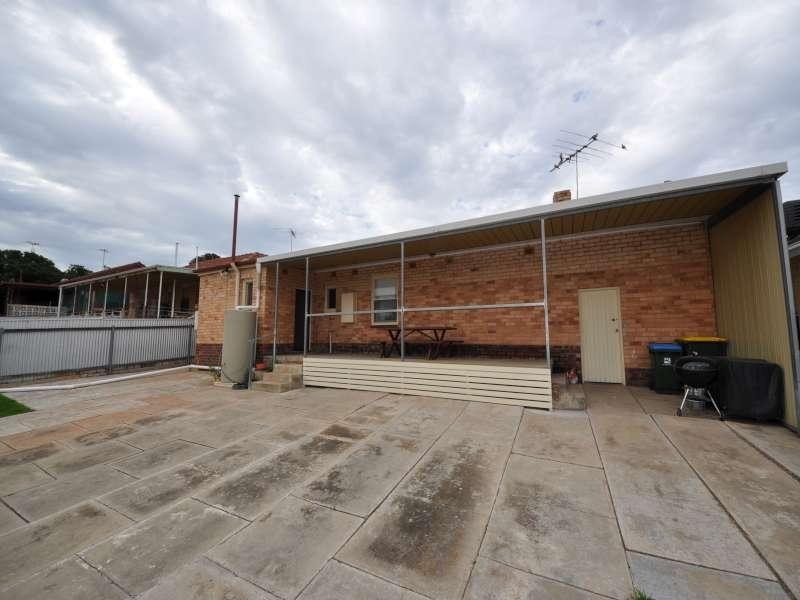 24 Taunton Ave, Enfield SA 5085