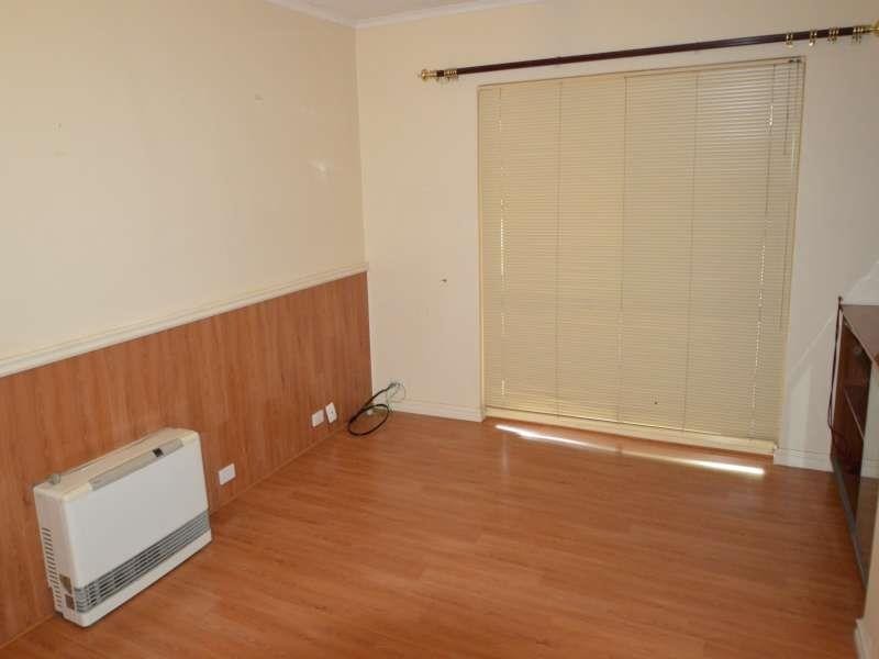 6 Guilford St, Clearview SA 5085