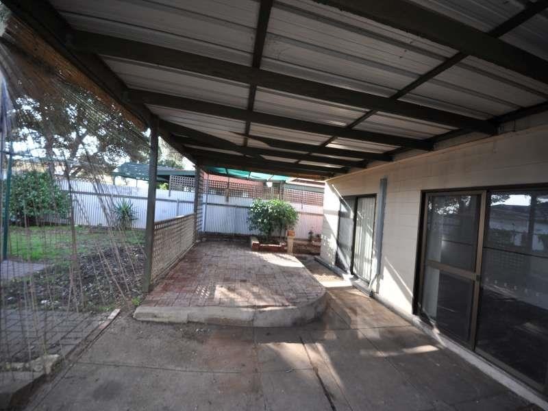 32 Princes St, Prospect SA 5082