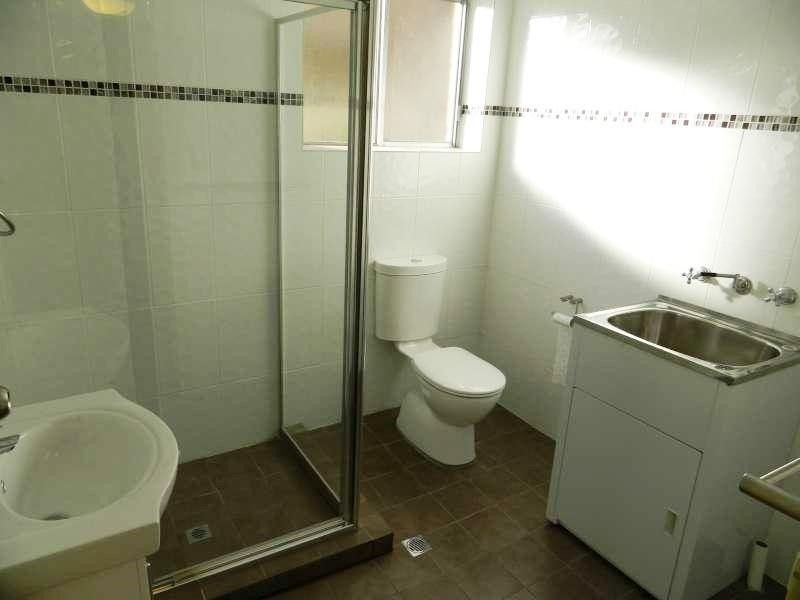 2/27 Burt Ave, Hilton SA 5033